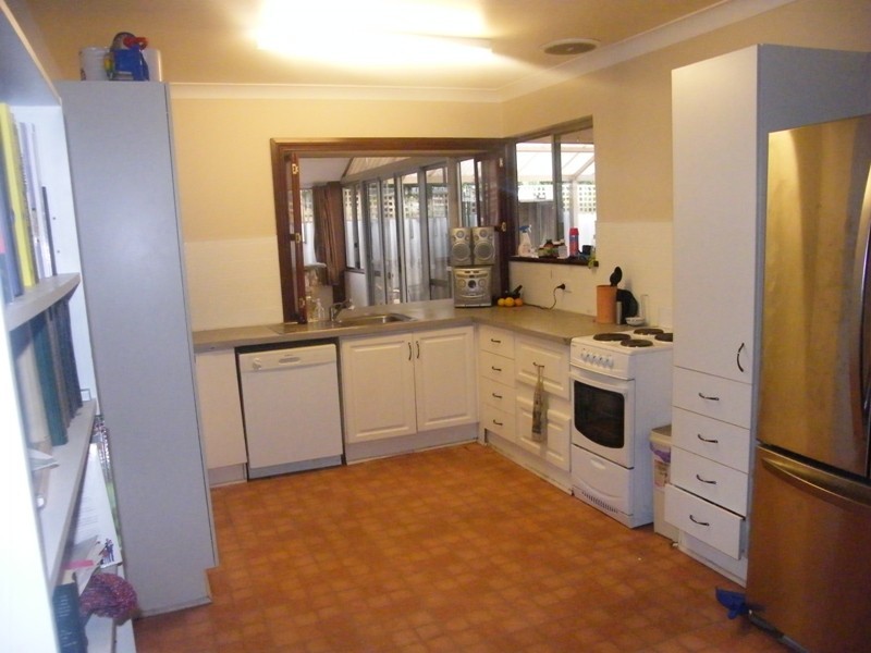 18 Belgrade Road, Wanneroo WA 6065