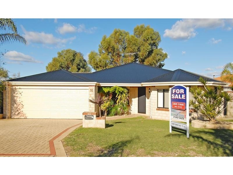 35 Brunswick Circuit, Banksia Grove WA 6031