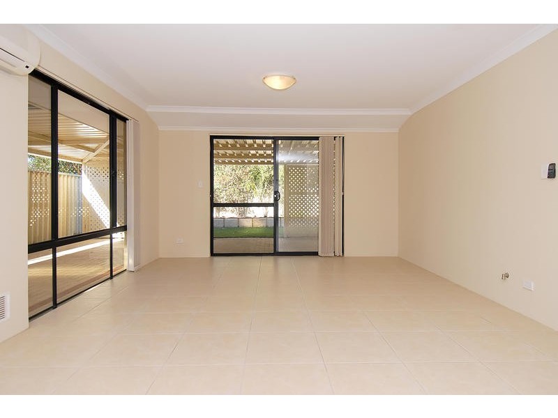 35 Brunswick Circuit, Banksia Grove WA 6031