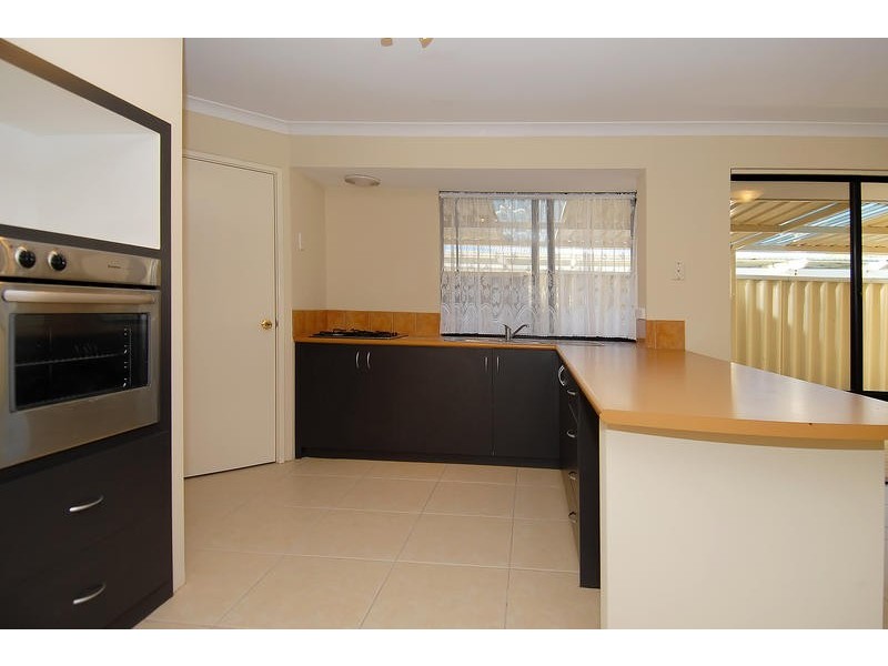 35 Brunswick Circuit, Banksia Grove WA 6031