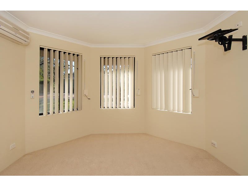 35 Brunswick Circuit, Banksia Grove WA 6031