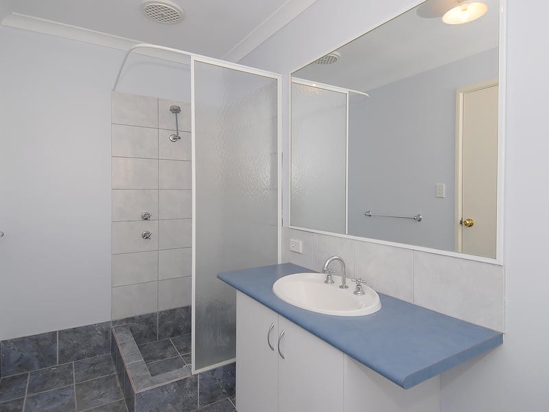 35 Brunswick Circuit, Banksia Grove WA 6031