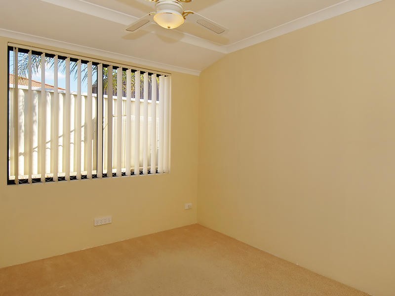 35 Brunswick Circuit, Banksia Grove WA 6031