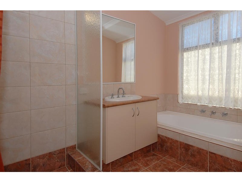 35 Brunswick Circuit, Banksia Grove WA 6031