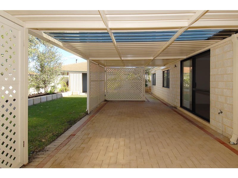 35 Brunswick Circuit, Banksia Grove WA 6031