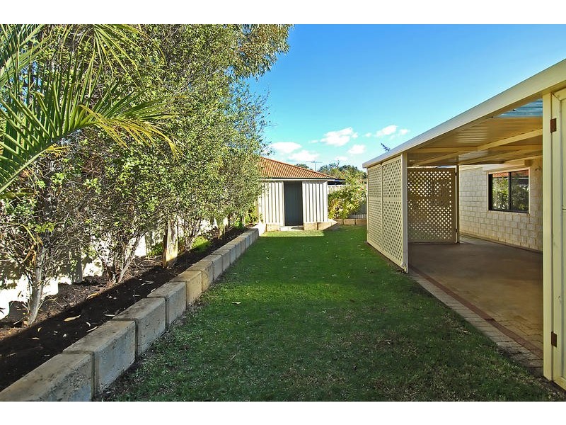 35 Brunswick Circuit, Banksia Grove WA 6031