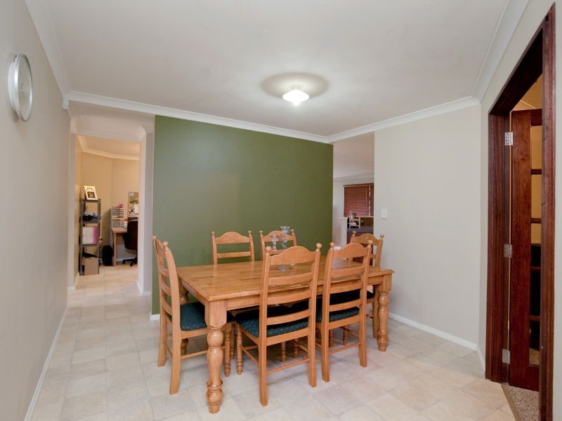 42 Alpina Promenade, Banksia Grove WA 6031