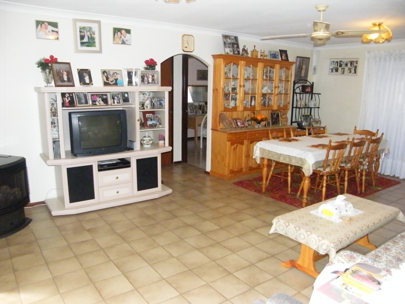 6 Wonyill Street, Wanneroo WA 6065