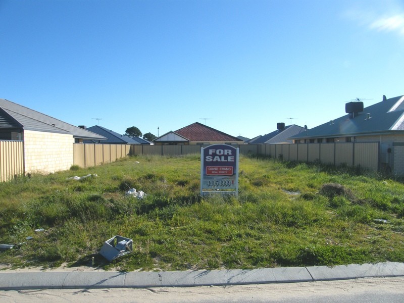 18 Goshawk Street, Tapping WA 6065