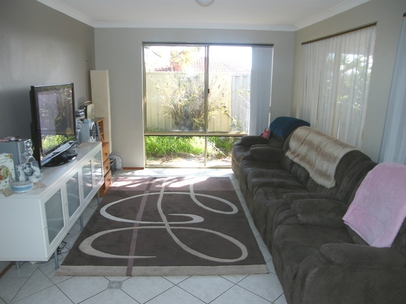 2 Abraham Court, Wanneroo WA 6065
