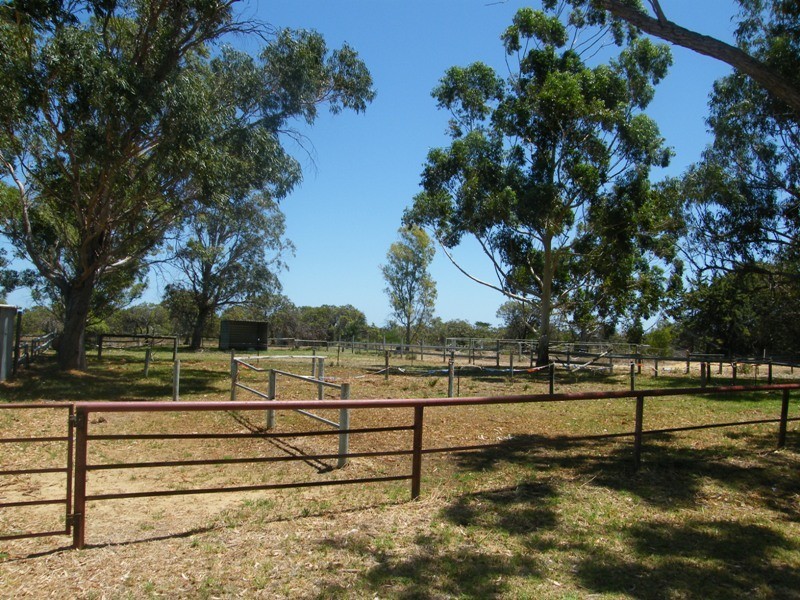 35 Hilltop Rise, Woodridge WA 6041