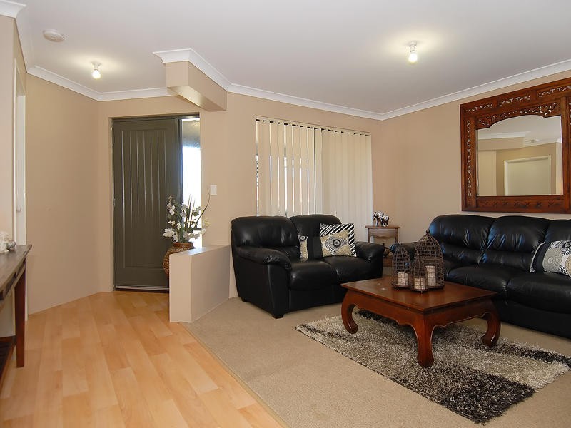 41 Compar Road, Banksia Grove WA 6031