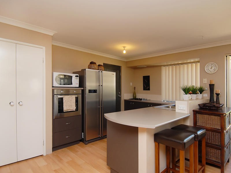 41 Compar Road, Banksia Grove WA 6031