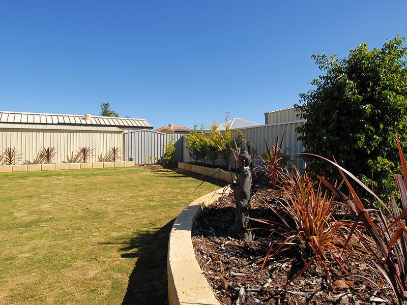 41 Compar Road, Banksia Grove WA 6031