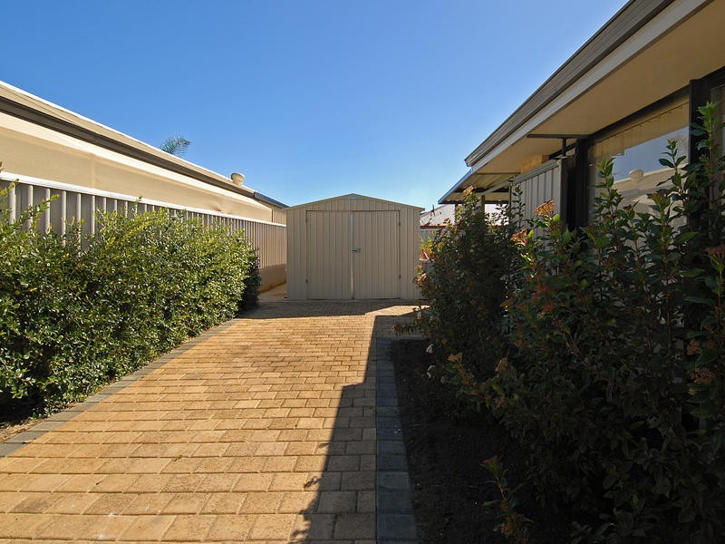 41 Compar Road, Banksia Grove WA 6031