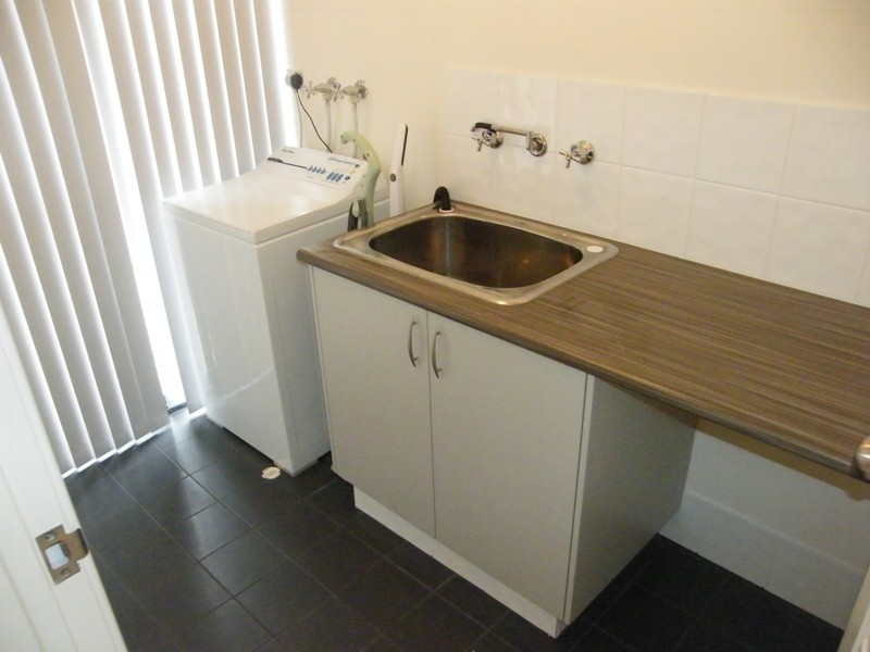 12 Grallina Way, Tapping WA 6065