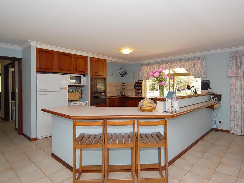 64 Timely Hostess Mews, Mariginiup WA 6065