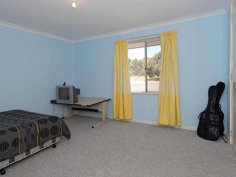 64 Timely Hostess Mews, Mariginiup WA 6065