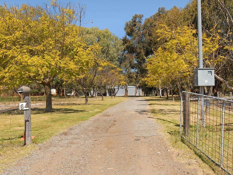 64 Timely Hostess Mews, Mariginiup WA 6065