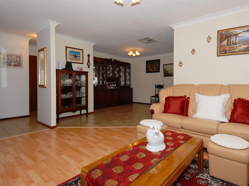 6 Wonyill Street, Wanneroo WA 6065