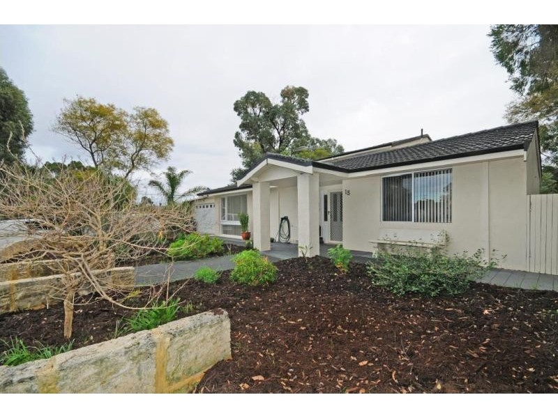 15 Clarkside Court, Wanneroo WA 6065
