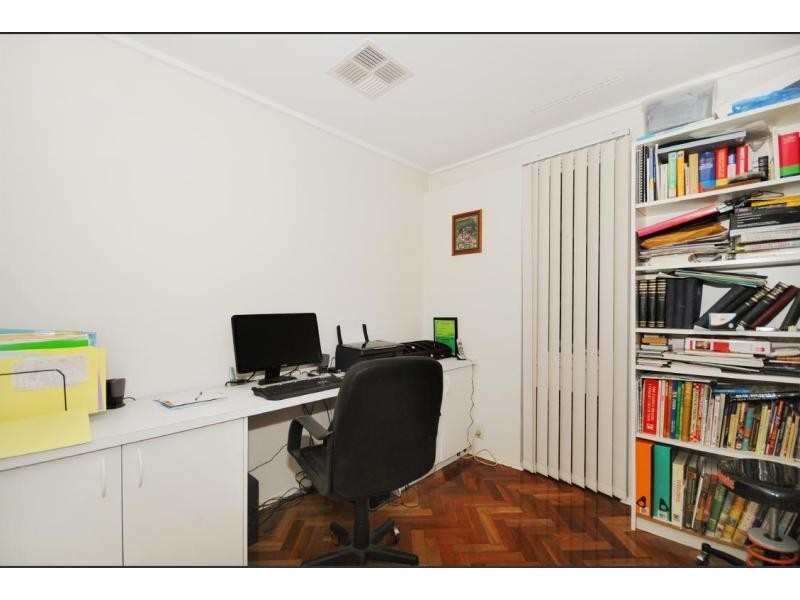 15 Clarkside Court, Wanneroo WA 6065