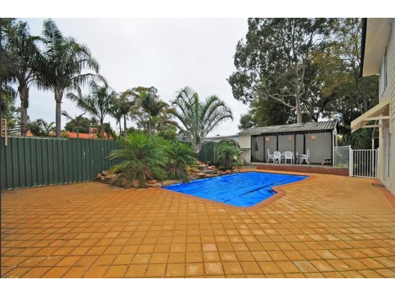 15 Clarkside Court, Wanneroo WA 6065