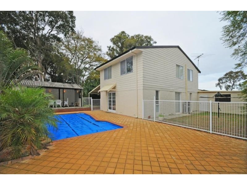 15 Clarkside Court, Wanneroo WA 6065