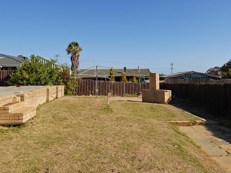 3 Lalina Way, Wanneroo WA 6065