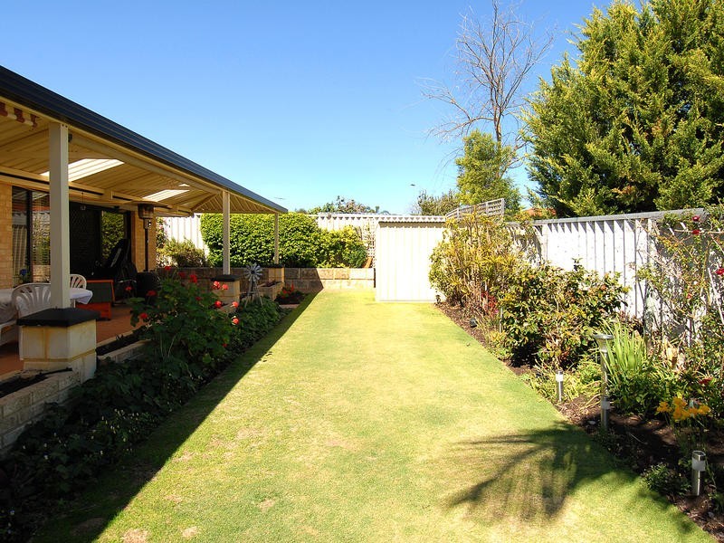 12 Midlothian Crescent, Kinross WA 6028