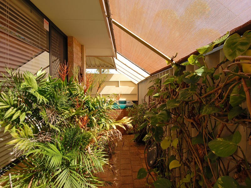 12 Midlothian Crescent, Kinross WA 6028