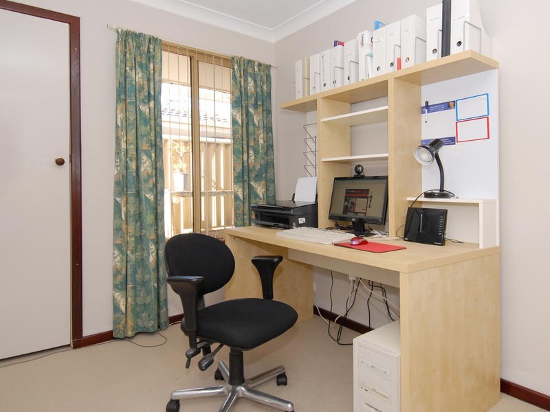 11 Wattle Mews, Hocking WA 6065