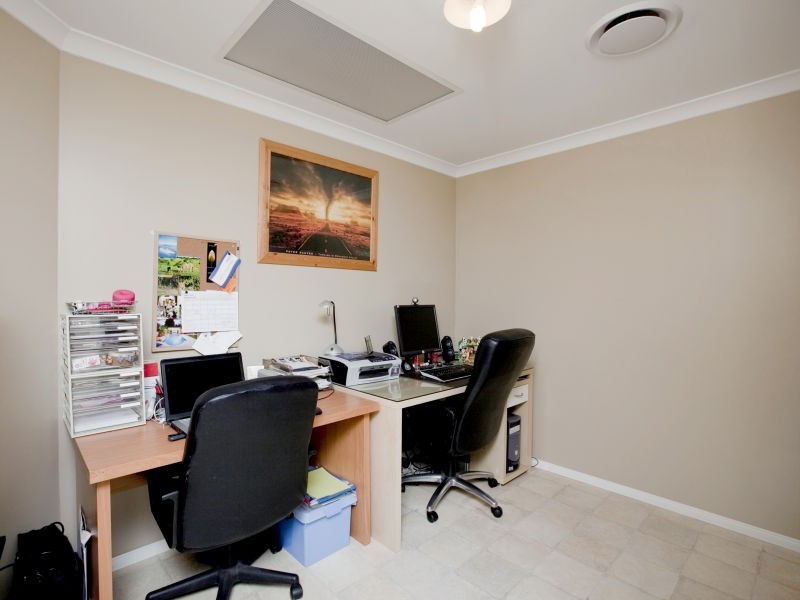 42 Alpina Promenade, Banksia Grove WA 6031