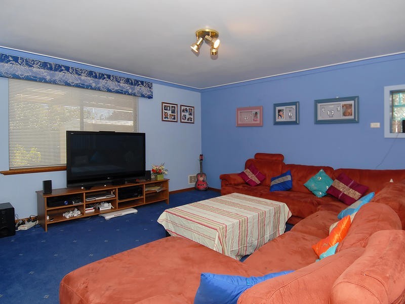 4 Beenong Street, Wanneroo WA 6065