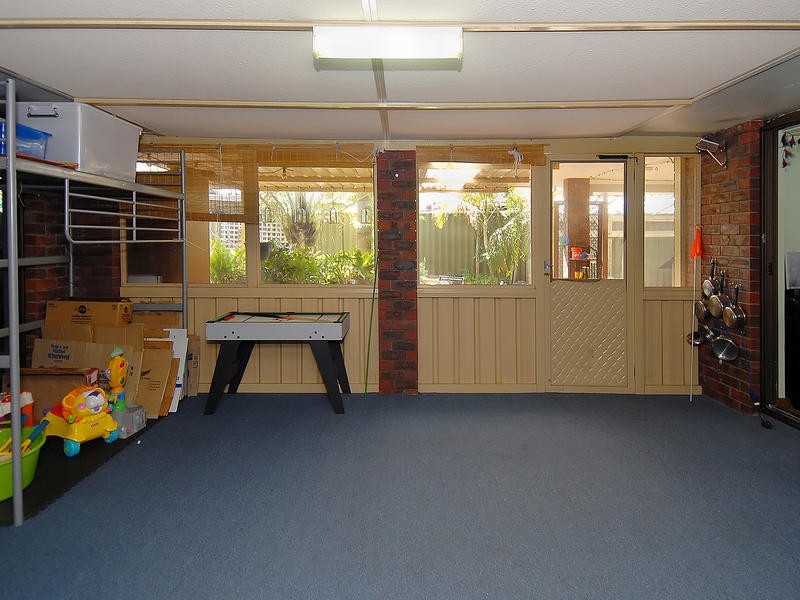 4 Beenong Street, Wanneroo WA 6065