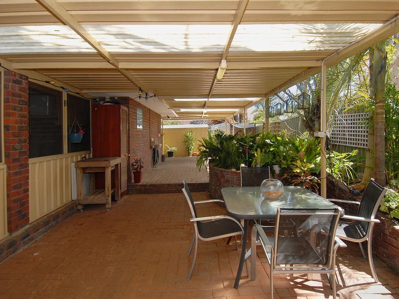 4 Beenong Street, Wanneroo WA 6065