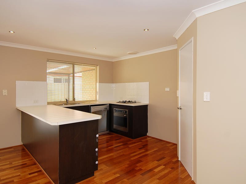 36 Kentucky Boulevard, Hocking WA 6065