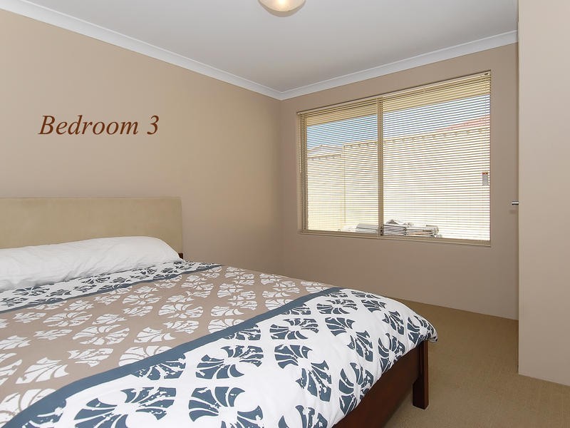 36 Kentucky Boulevard, Hocking WA 6065