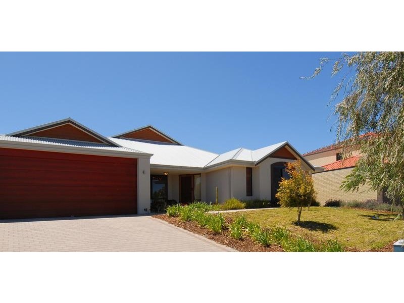 17 Floresta Street, Sinagra WA 6065