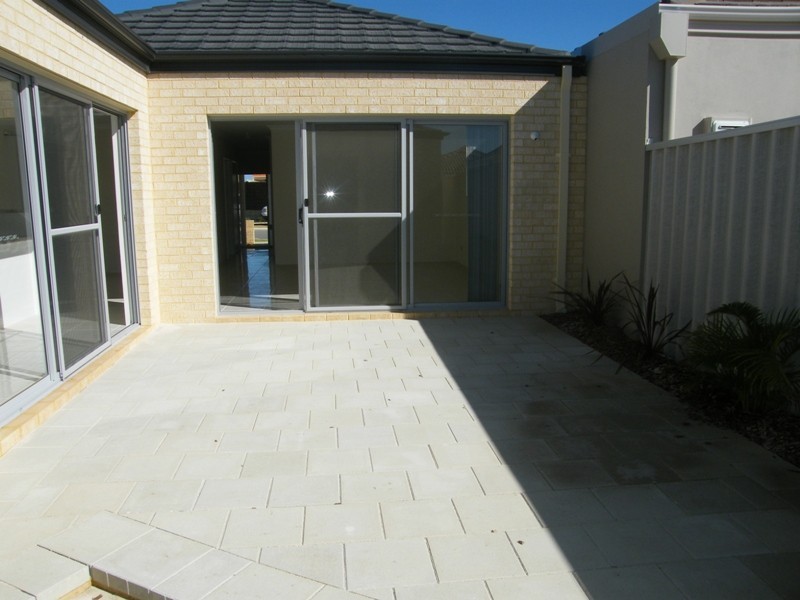 2B Kilrush Turn, Ridgewood WA 6030