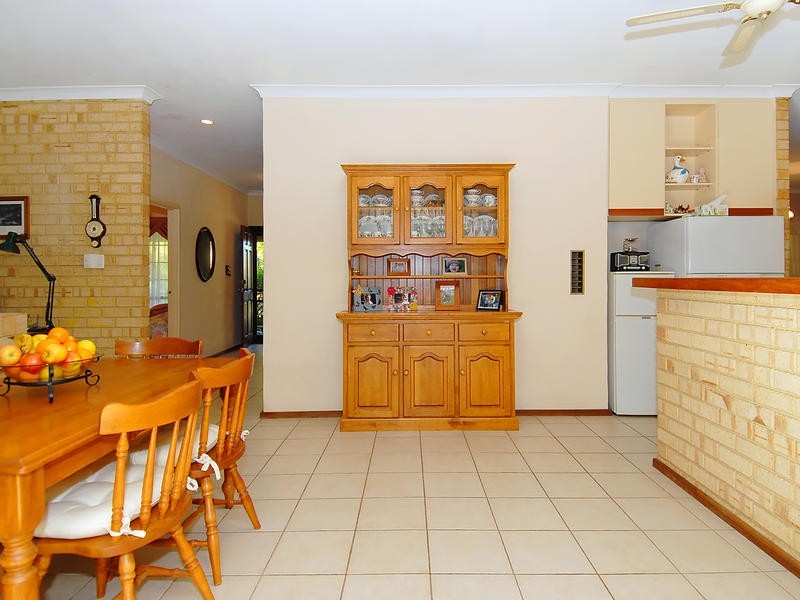 17 Albert Court, Wanneroo WA 6065