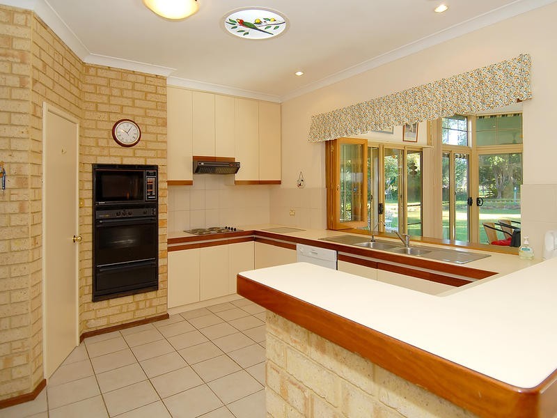 17 Albert Court, Wanneroo WA 6065