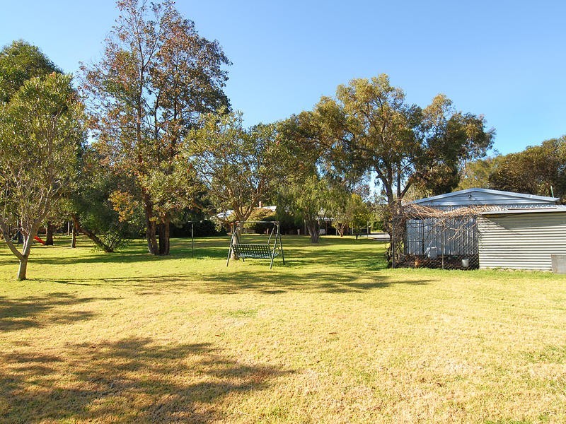 17 Albert Court, Wanneroo WA 6065