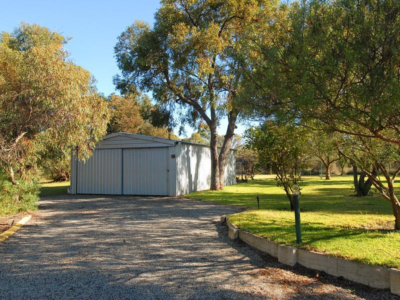 17 Albert Court, Wanneroo WA 6065