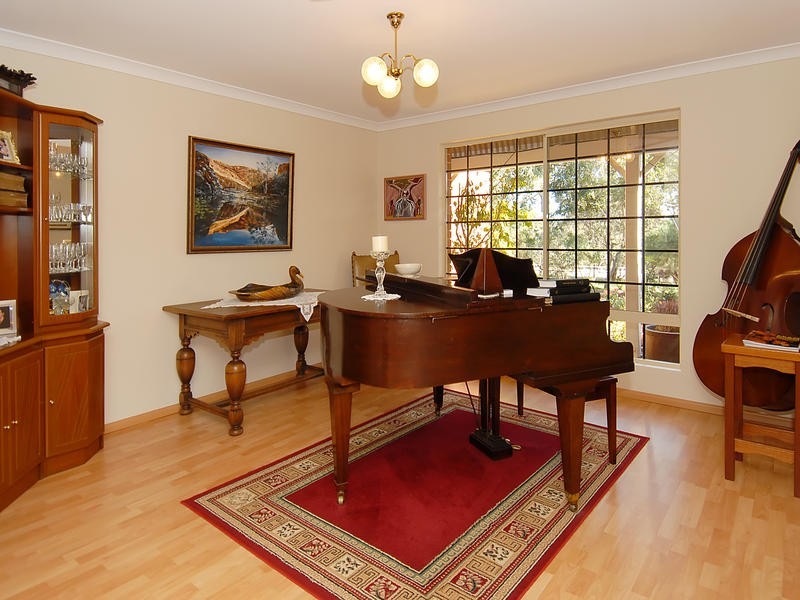 91 Moondyne Trail, Gnangara WA 6077