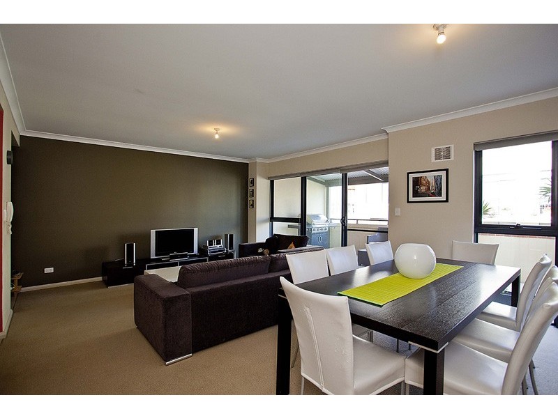 18/2 Wexford Street, Subiaco WA 6008