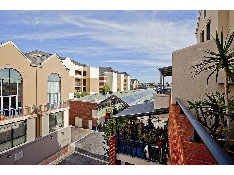 18/2 Wexford Street, Subiaco WA 6008