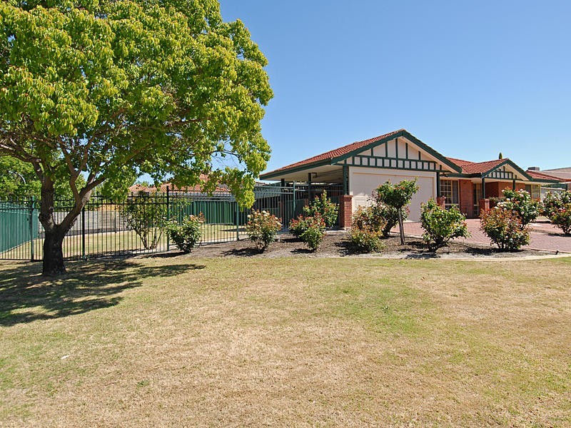 104 Bermuda Drive, Ballajura WA 6066