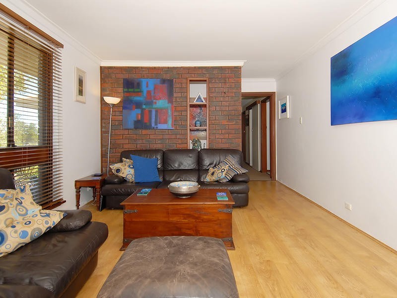 5 Lowes Way, Padbury WA 6025