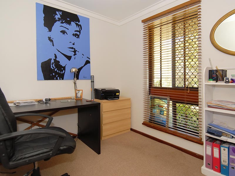 5 Lowes Way, Padbury WA 6025